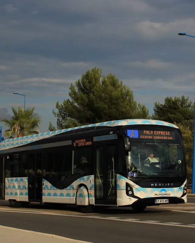 heuliez_bus_gx_linium_n-429_de_cannes-new.jpg